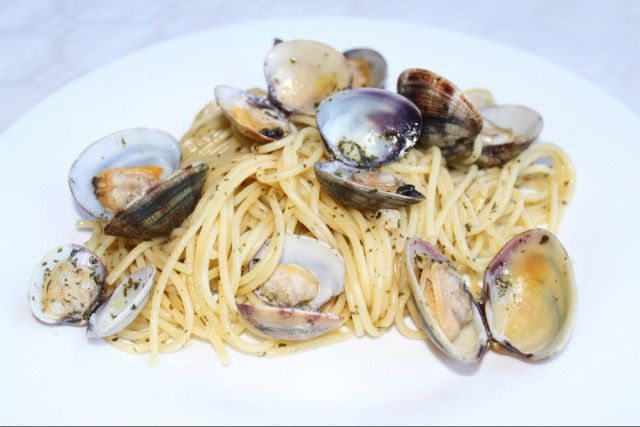 Espaguetis con almejas