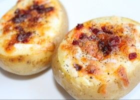Patatas rellenas con huevo