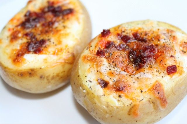 Patatas rellenas de huevo