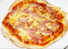 Pizza individual exprés (la mejor pizza casera del mundo)