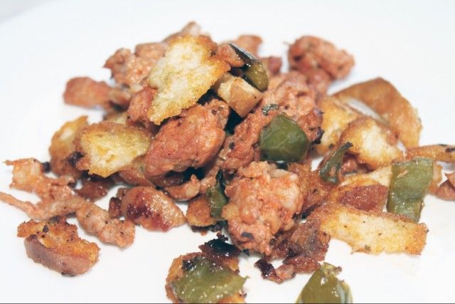 Migas con picadillo